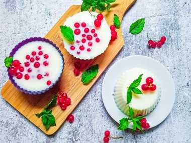 Желе из желатина сметаны