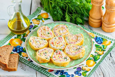 Рулеты с крабовыми палочками майонезом сыром и чесноком