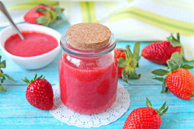 Пюре клубничное