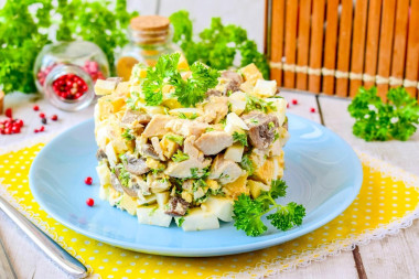 Салат Дубок с курицей и шампиньонами