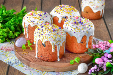 Пасхальный кулич на сухом молоке