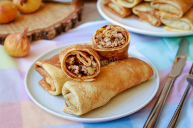 Фаршированные блины с мясным фаршем