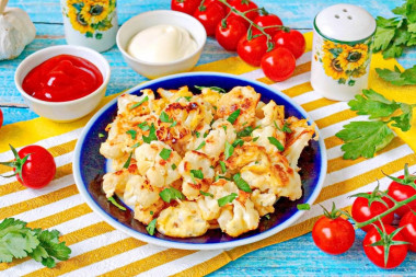 Цветная капуста с сыром на сковороде