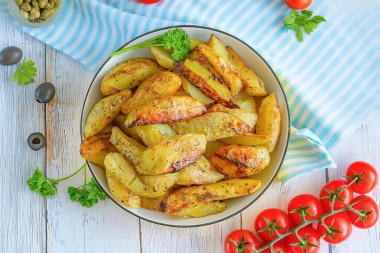 Картофель дольками запеченный в духовке