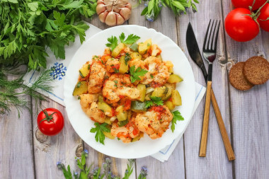 Цветная капуста с кабачками