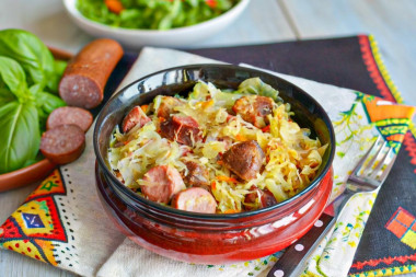 Бигос (Бигус) по-польски традиционный из квашенной капусты