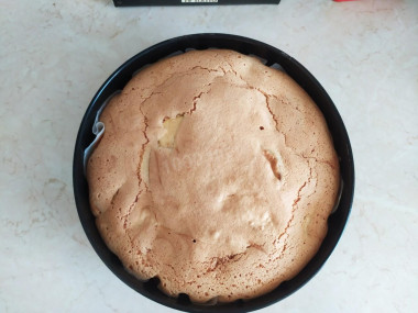 Шарлотка с яблоками обычная