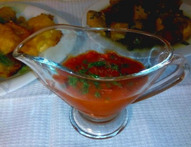 Рецепт - Кетчуп с крахмалом перцем чили и болгарским на зиму - Шаг 9 -  Приятного аппетита!