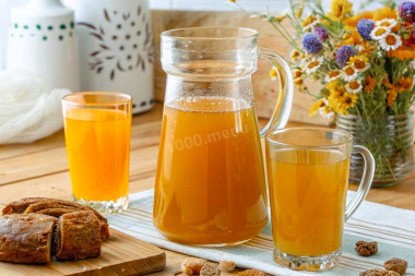 Квас хлебный с дрожжами