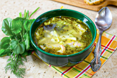 Зелёный борщ с щавелем и яйцом