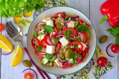 Салат с перловкой