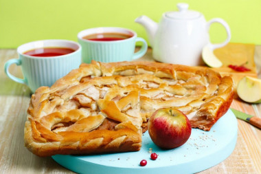 Яблочный пирог на противне на дрожжах постный