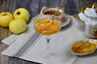 7 вкусных рецептов блюд из неспелых яблок: варенье, пироги и соки