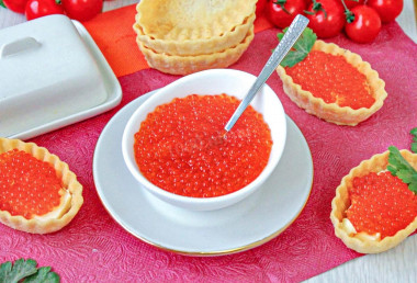 Как засолить икру форели в домашних условиях