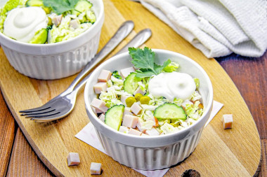 Салат с карбонатом