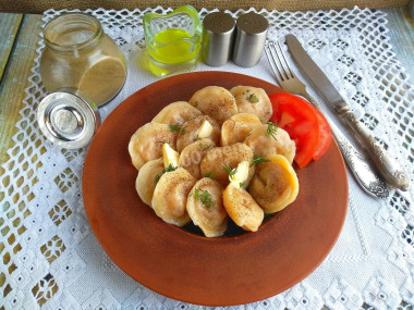 Капустные пельмени с грибами