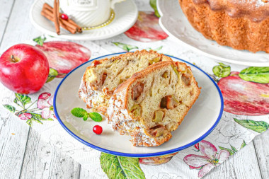 Яблочный кекс в духовке
