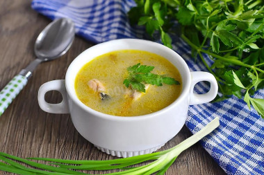 Суп из горбуши с рисом