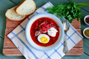 Свекольник с курицей
