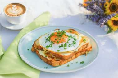 Сэндвич Крок-мадам