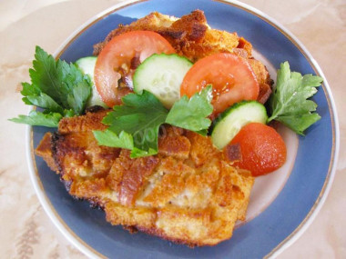 Шницель из куриного фарша по-полесски