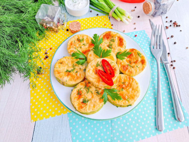 Кабачки кружочками с майонезом и сыром в духовке