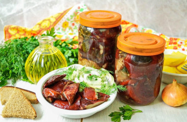 Соленые грузди черные