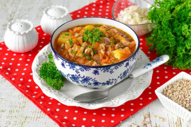 Щи уральские из квашеной капусты