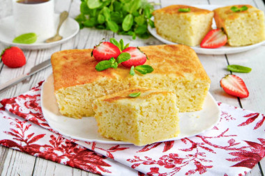 Пышный манник на кефире в духовке рассыпчатый