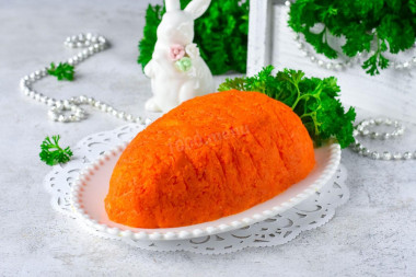Салат Морковка с копченой курицей на Новый 2023 год