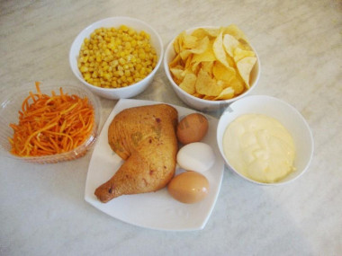 Рецепт - Салат с чипсами и копченой курицей - Шаг 1 - Готовим все ингредиенты