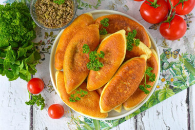 Пирожки с ливером жареные на сковороде