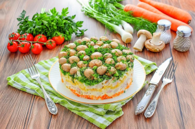 Салат Грибная поляна с шампиньонами