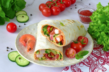 Шаурма в лаваше с креветками