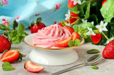 Крем чиз с клубникой