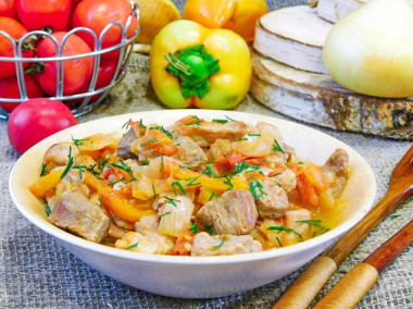 Мясо с болгарским перцем