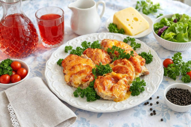 Мясо по французски из свинины с помидорами
