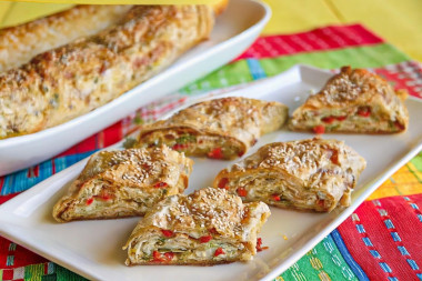 Лаваш с творогом и плавленым сыром в духовке