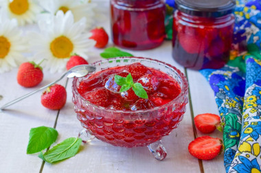 Конфитюр на зиму из клубники