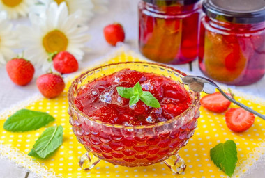 Конфитюр на зиму из клубники