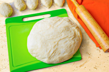 Тесто для пирожков с сухими дрожжами на молоке