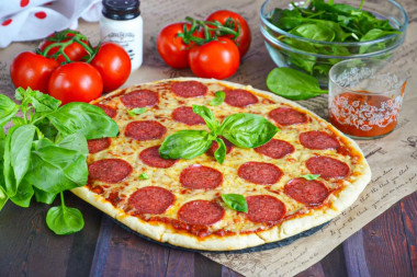 Пицца Пепперони в домашних условиях в духовке