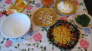 Рецепт - Салат с копченым сыром Косичка и морковью по-корейски - Шаг 2 - Косичка&quot