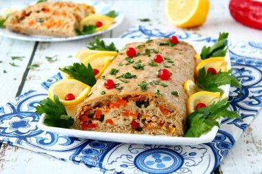 Рыбный рулет в духовке с сыром и овощами