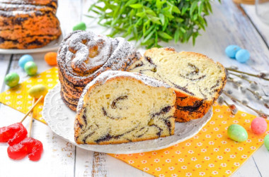 Кулич пасхальный с маком краффин
