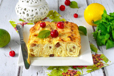 Пирог из лаваша с творогом в духовке