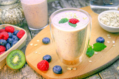 Смузи на завтрак с овсянкой