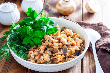 Салат с копченой куриной грудкой и шампиньонами