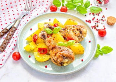 Куриные ножки в рукаве с картошкой