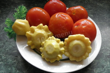 маринованные патиссоны с помидорами рецепт на зиму хрустящие. patissony s morkovu percem pomidorami. маринованные патиссоны с помидорами рецепт на зиму хрустящие фото. маринованные патиссоны с помидорами рецепт на зиму хрустящие-patissony s morkovu percem pomidorami. картинка маринованные патиссоны с помидорами рецепт на зиму хрустящие. картинка patissony s morkovu percem pomidorami. Я очень люблю консервировать овощи. Открыть в холода баночку с ароматной заготовкой всегда очень приятно. Сегодня расскажу вам, как приготовить хрустящие маринованные патиссоны на зиму «Пальчики оближешь».